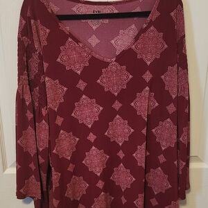 #60 Avenue Women's Burgundy Geometric Blouse.